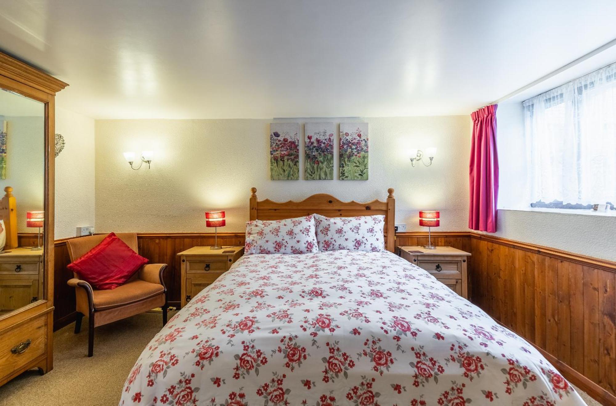 Yallands Farmhouse Тонтон Номер фото