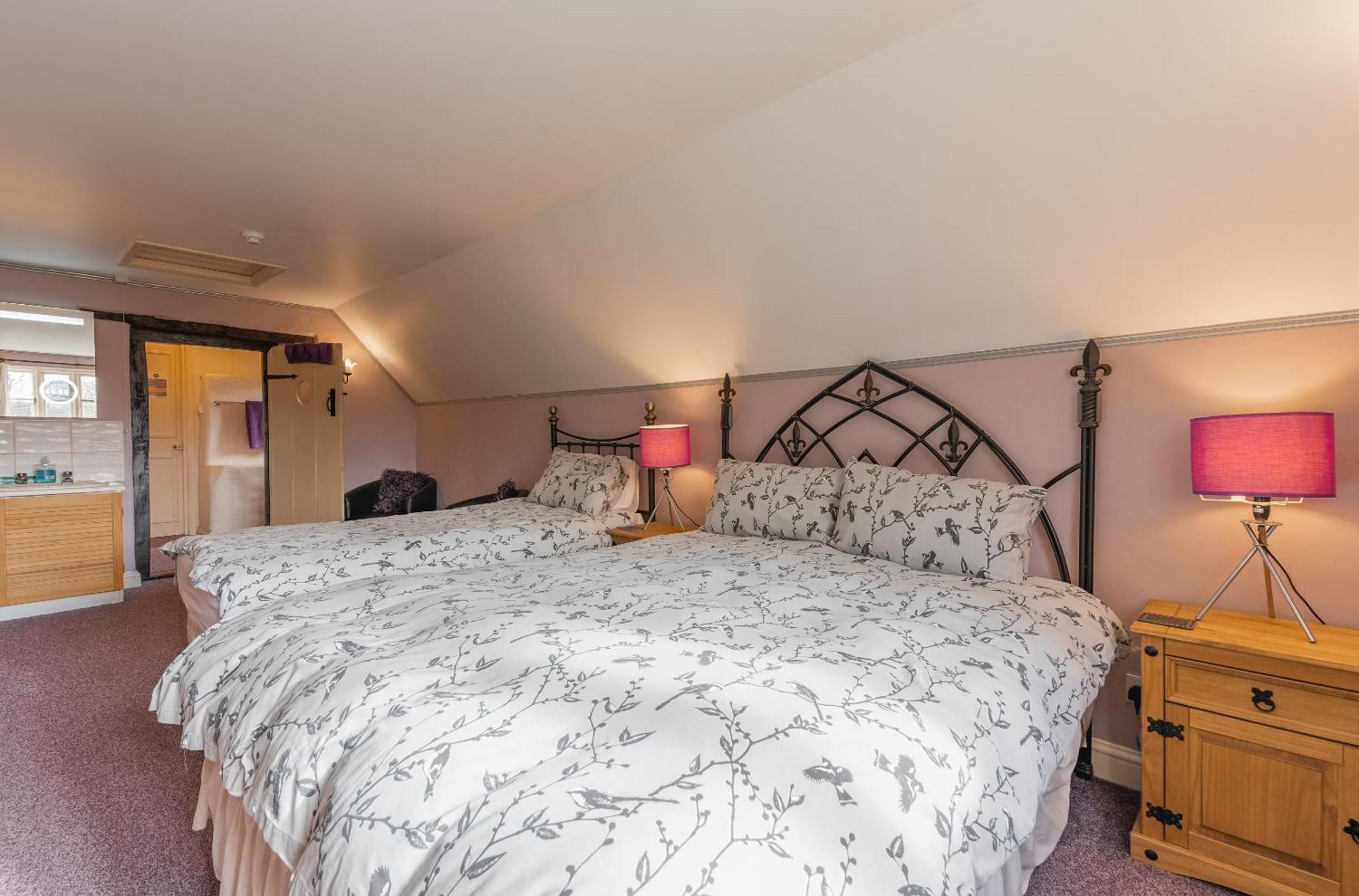 Yallands Farmhouse Тонтон Номер фото