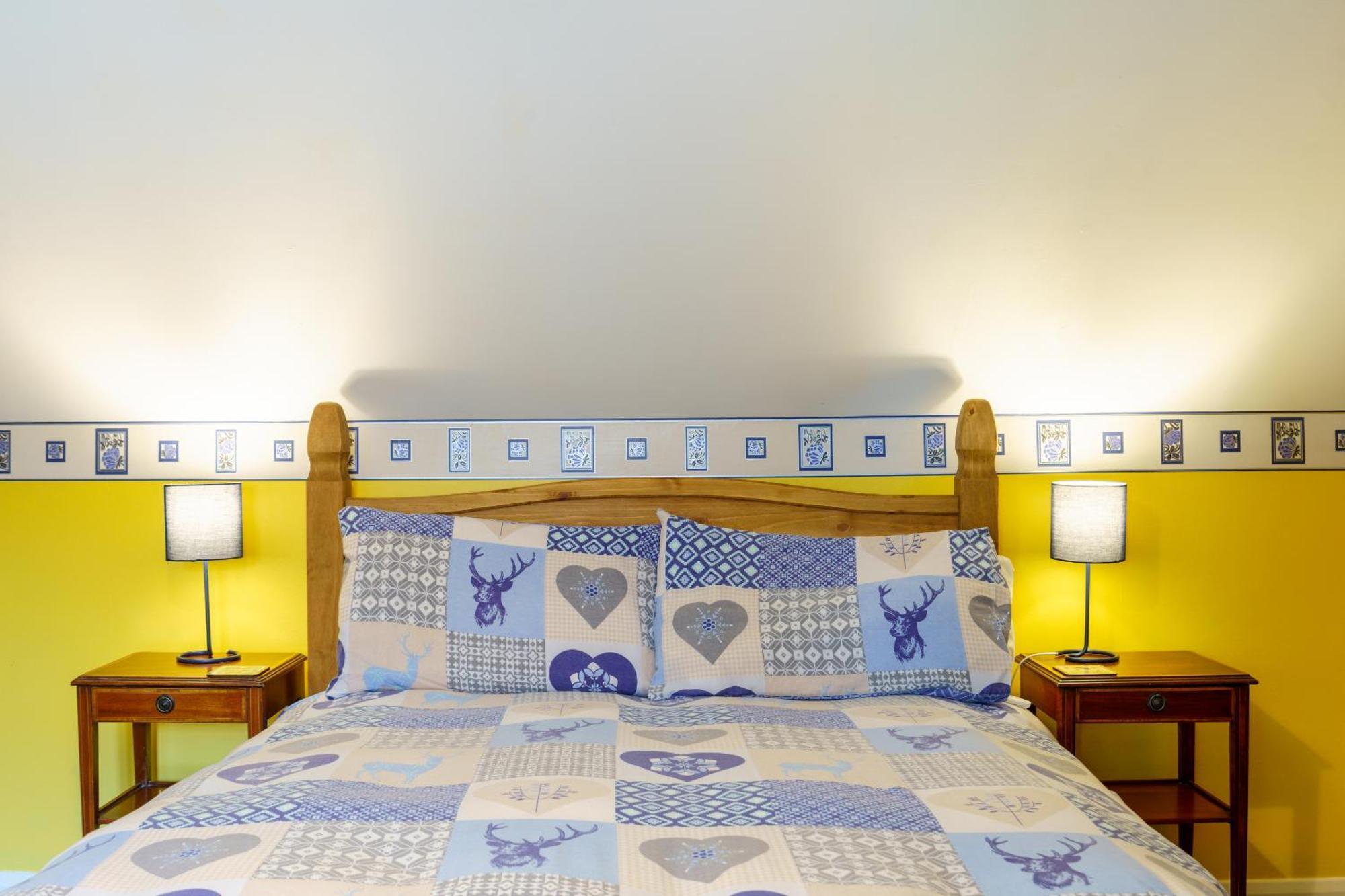 Yallands Farmhouse Тонтон Номер фото